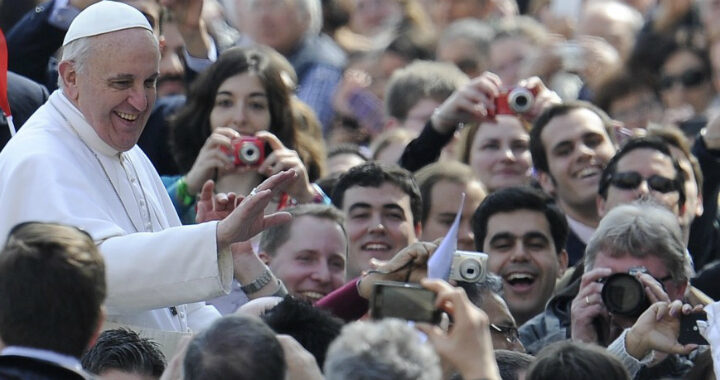 Papa Francesco, Maestro amante della scuola